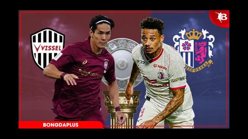 Cầu thủ Vissel Kobe và Cerezo Osaka tranh chấp trên sân